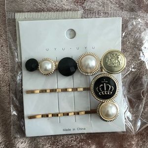 Hair pins